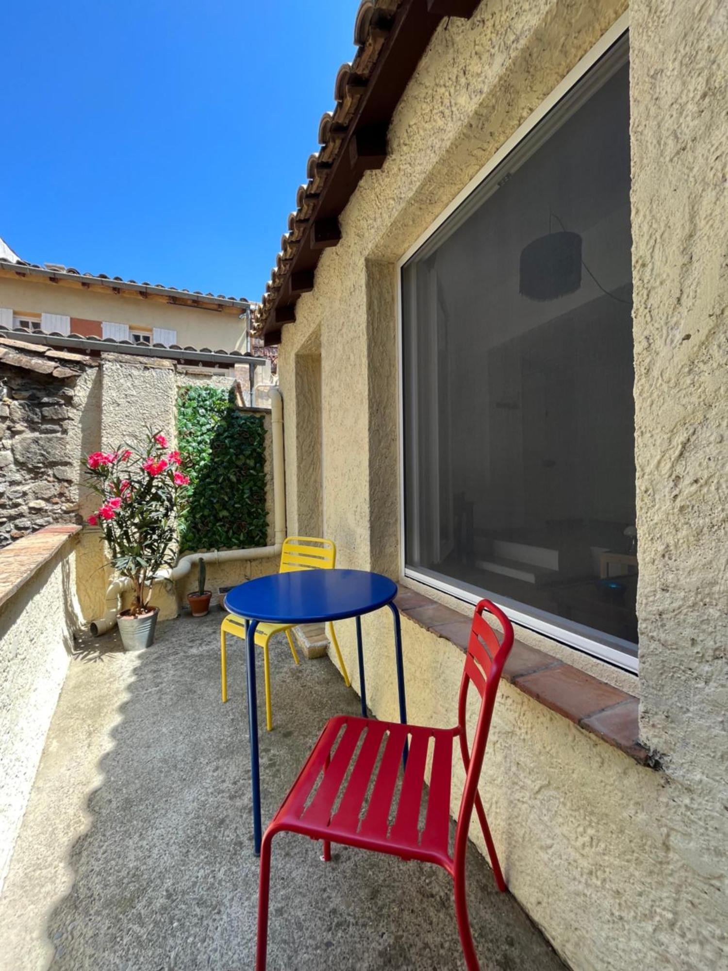 Studio Avec Terrasse Sur Cour, Authentique, Calme Avignon Exterior foto